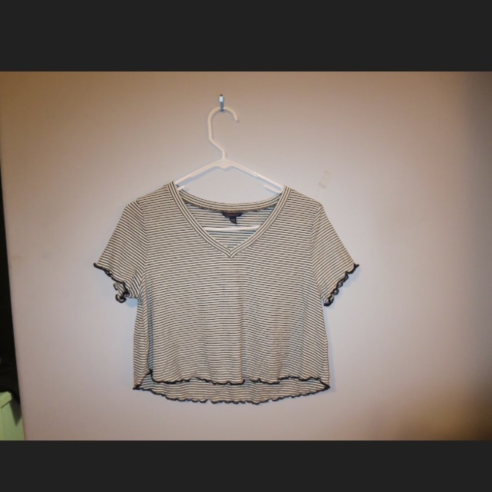 Aeropostale striped crop top